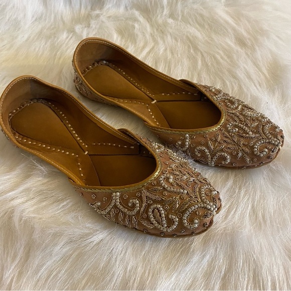 Indian‎ Wedding Shoes Size 40 Embroidered Women’s - Picture 1 of 9